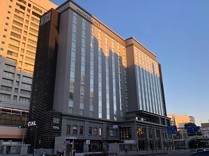 硝子事業部 東急建設 桜木町駅前複合ビル開発